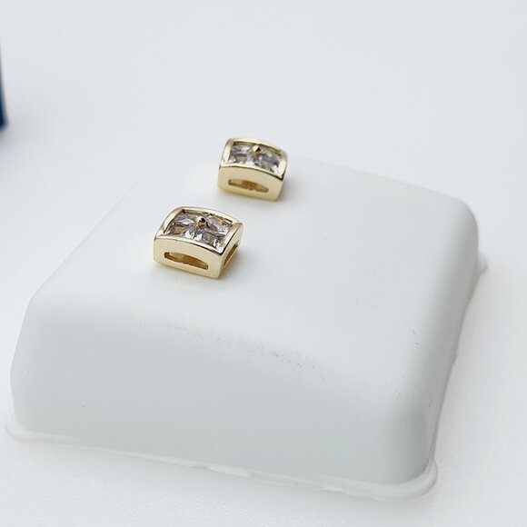 14K Gold Plated Cubic Zircon Earrings, INUS1BR037 - Picture 5 of 8